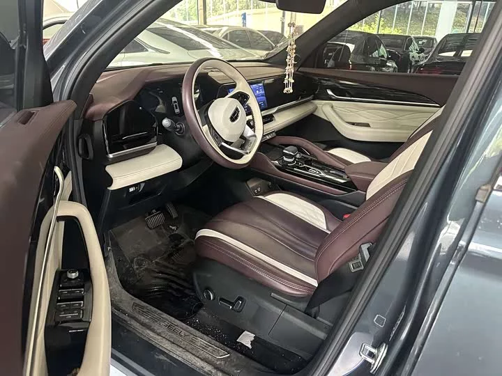 Geely Xingyue L