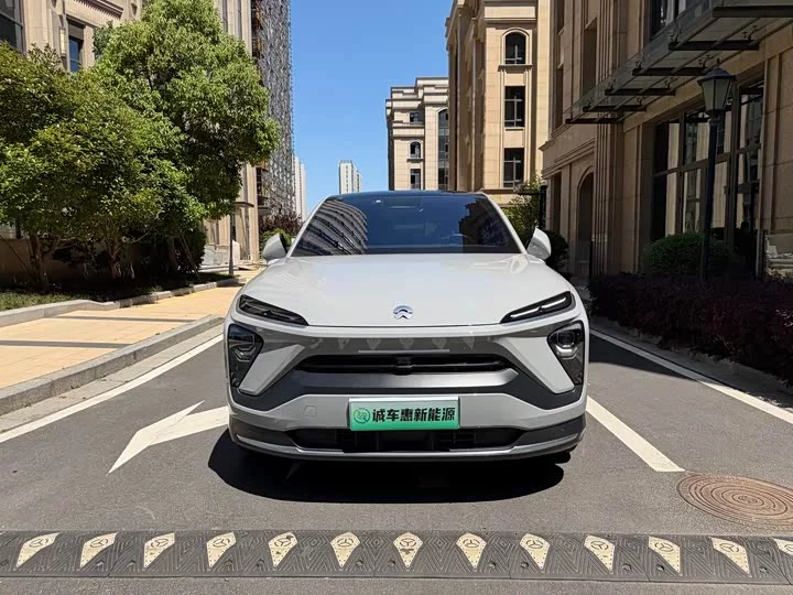 NIO EC6