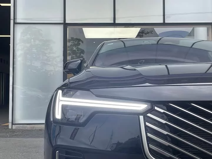 Volvo S90 plug-in hybrid