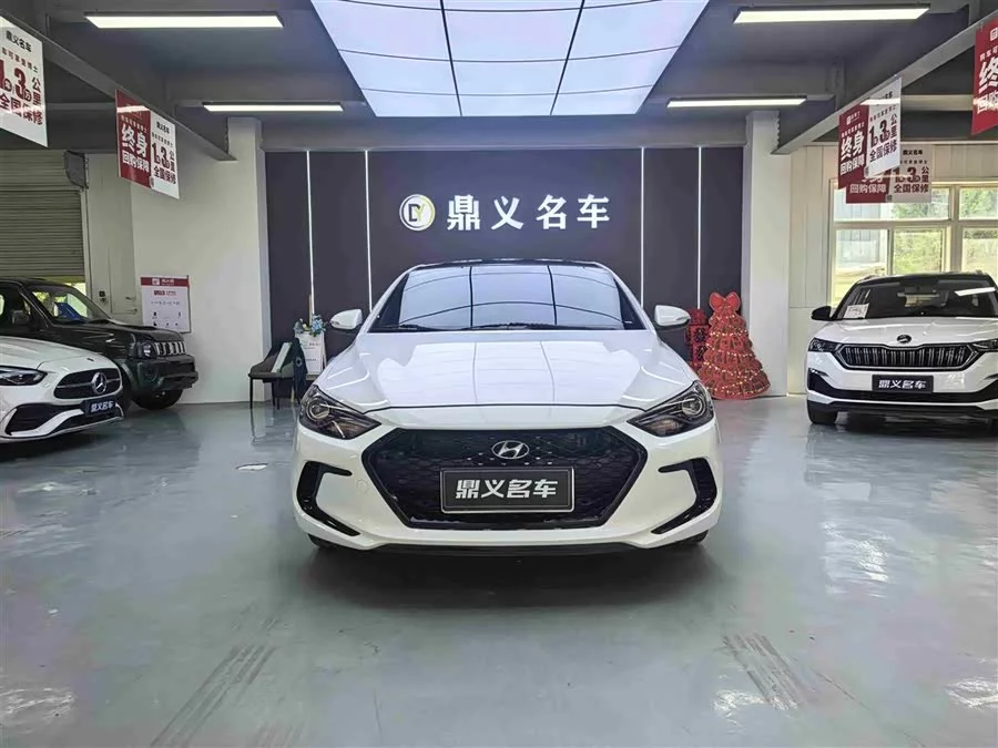 Hyundai elantra