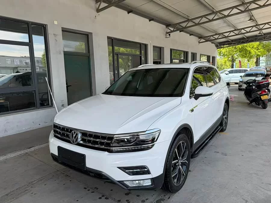 Volkswagen Tiguan L