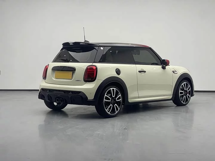 MINI JCW