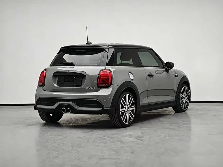 MINI 