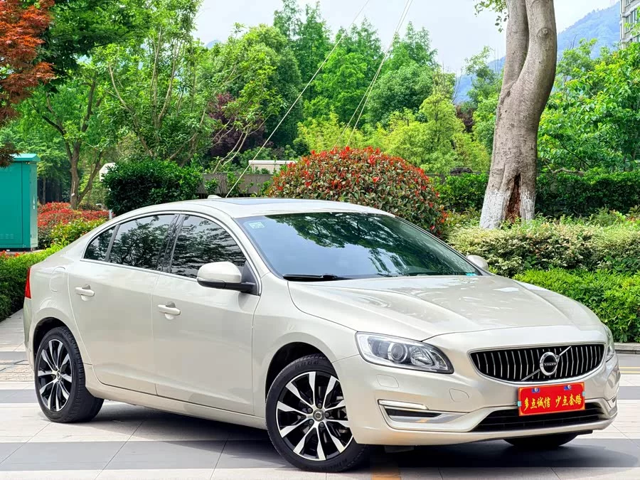 Volvo S60