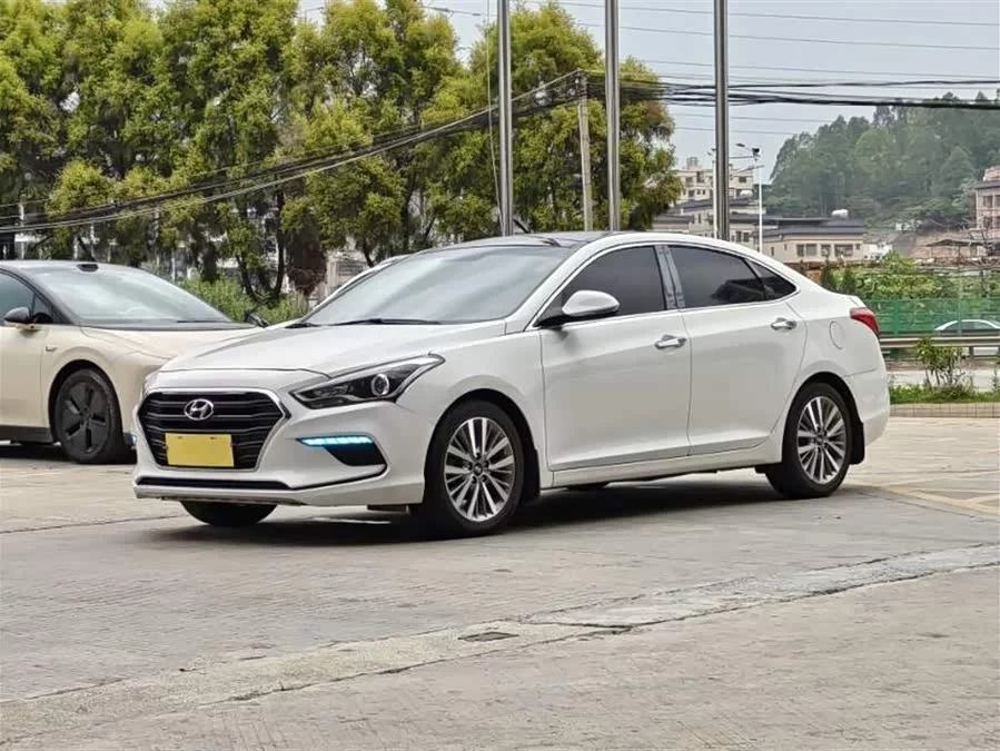 Hyundai Mistra