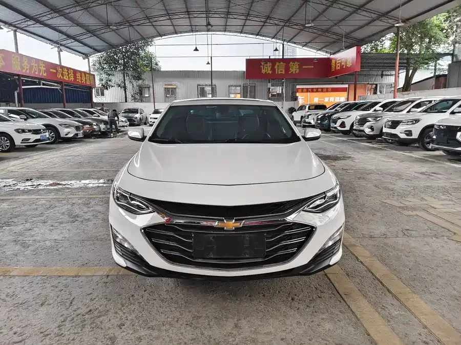Chevrolet Malibu XL