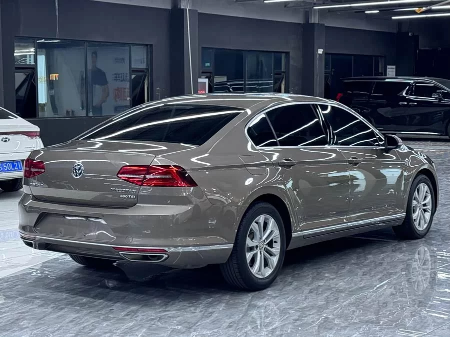 Volkswagen Magotan