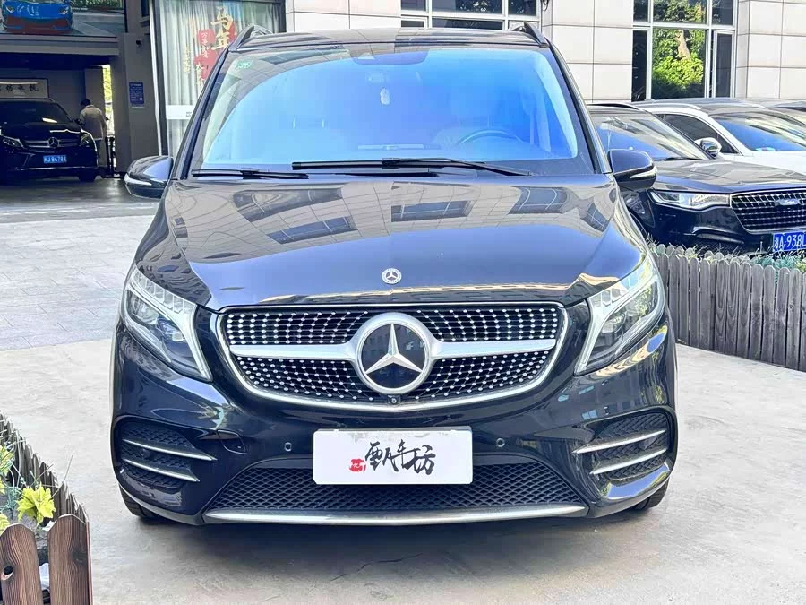 Mercedes Benz Class V