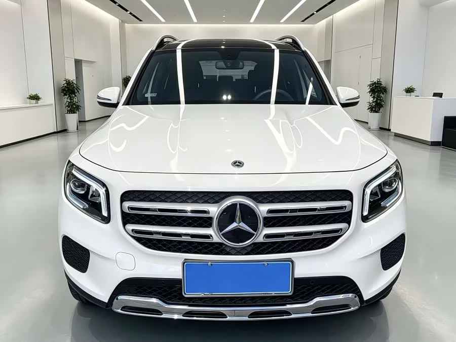 Mercedes Benz GLB