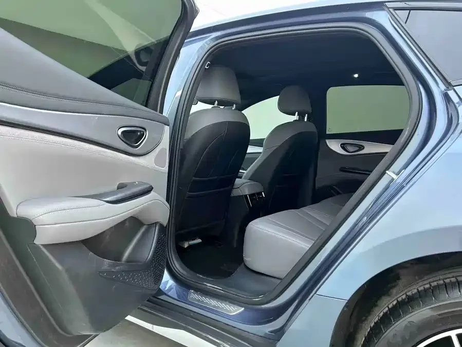 BYD seal 07 DM-i