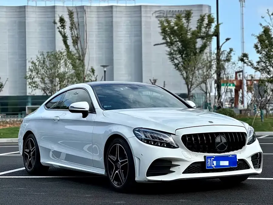 Mercedes-Benz C-Class