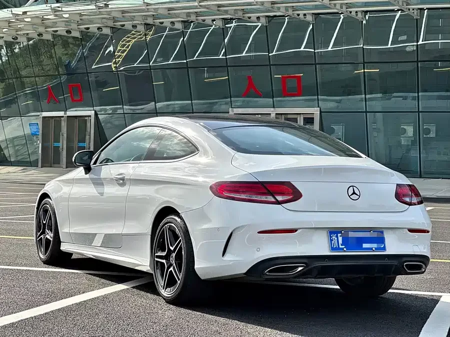 Mercedes-Benz C-Class