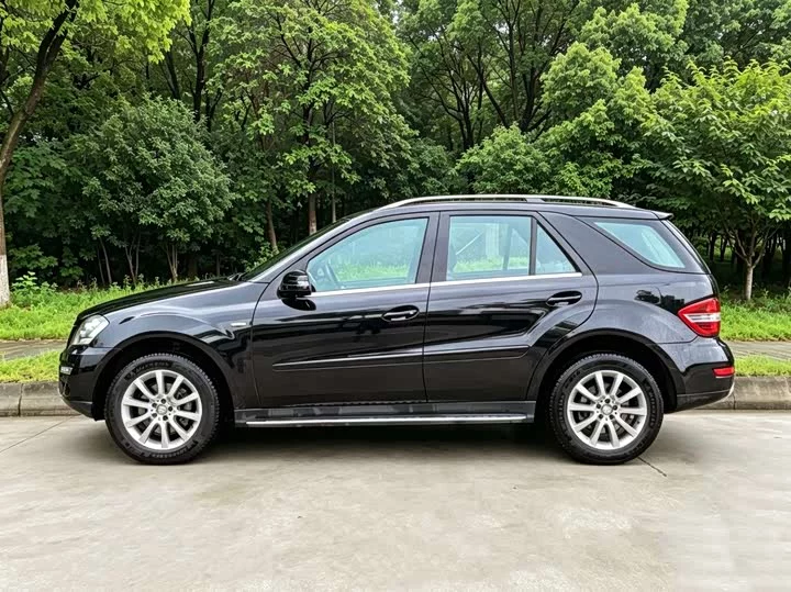 Mercedes-Benz M-Class