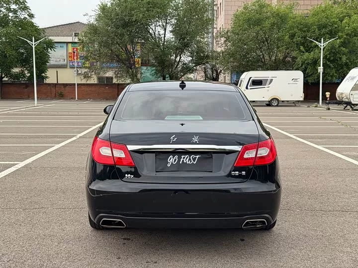 Hongqi H7