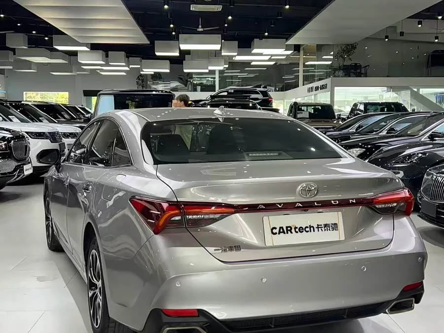 Toyota Avalon