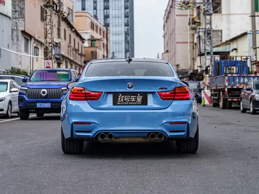 BMW M4
