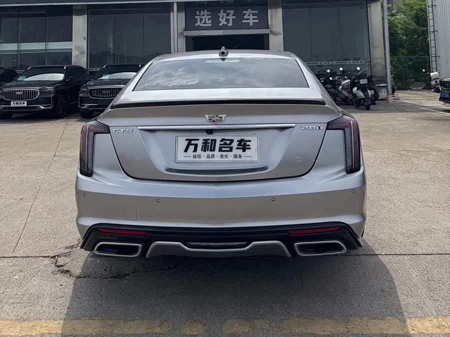Cadillac CT5