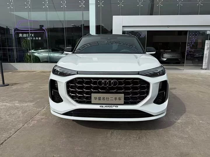 Audi Q6