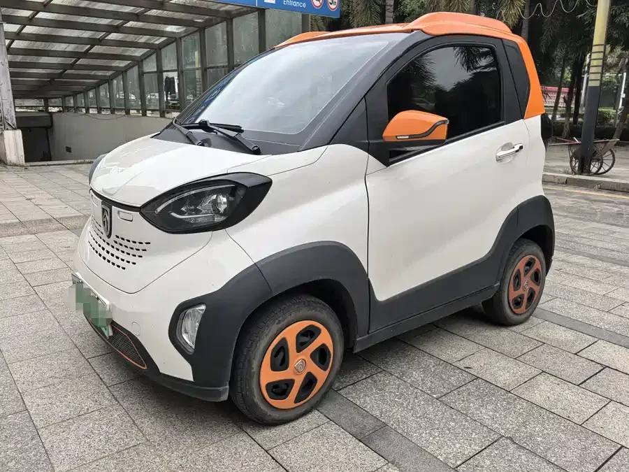 Baojun E100