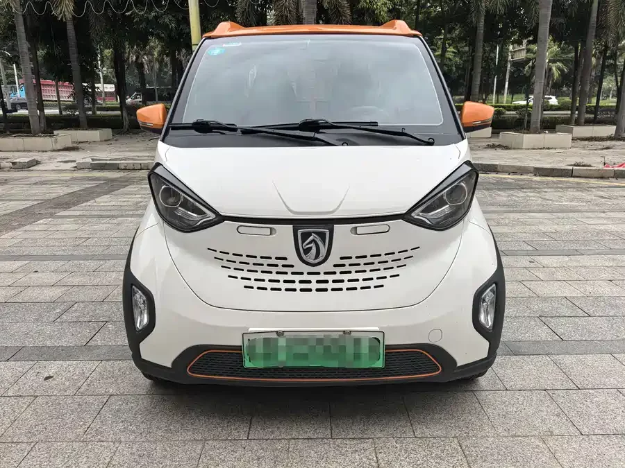 Baojun E100