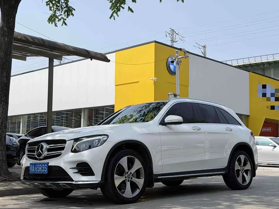 Mercedes Benz GLC
