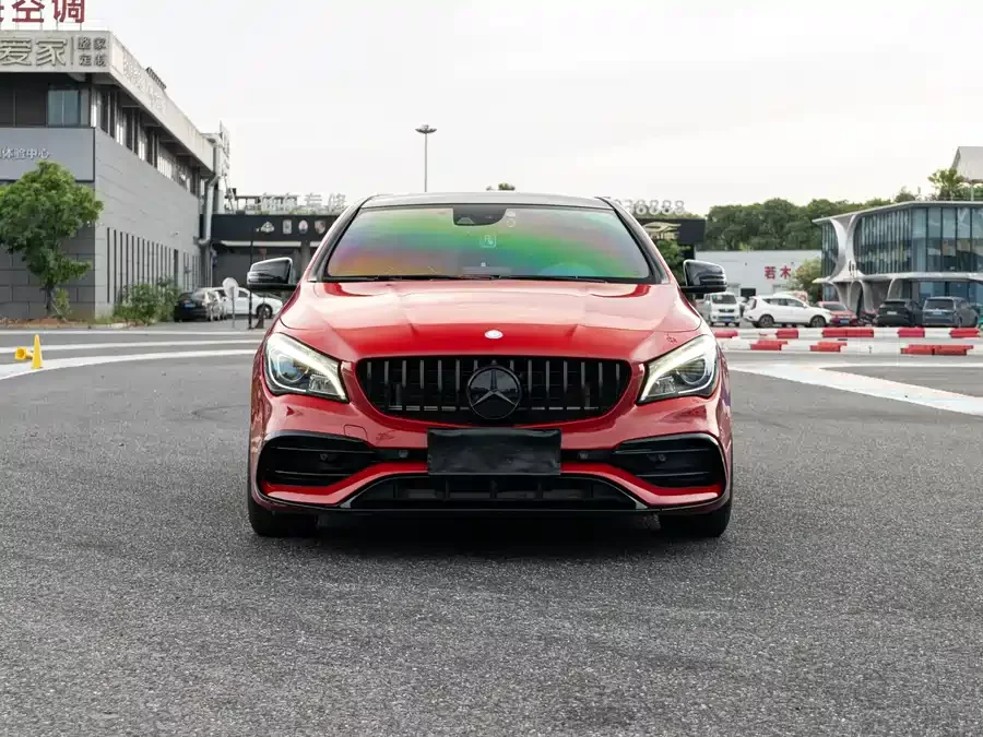 Mercedes Benz CLA AMG