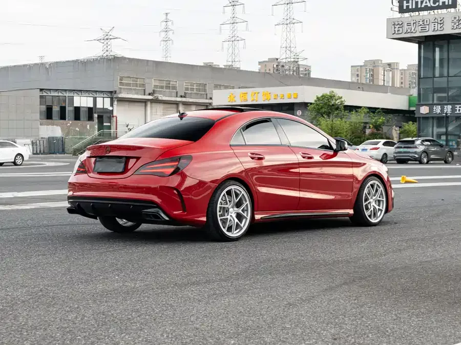 Mercedes Benz CLA AMG