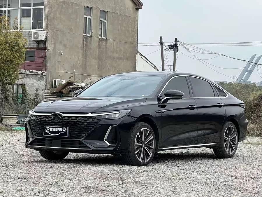 Chery Arrizo 8