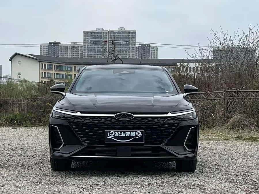 Chery Arrizo 8