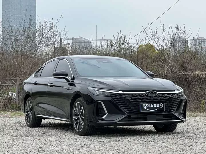 Chery Arrizo 8