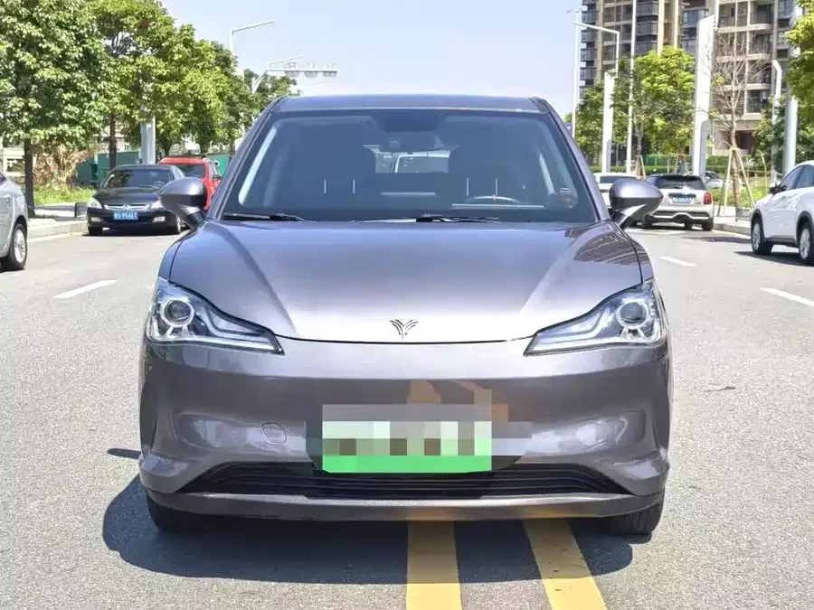 NETA Nezha V