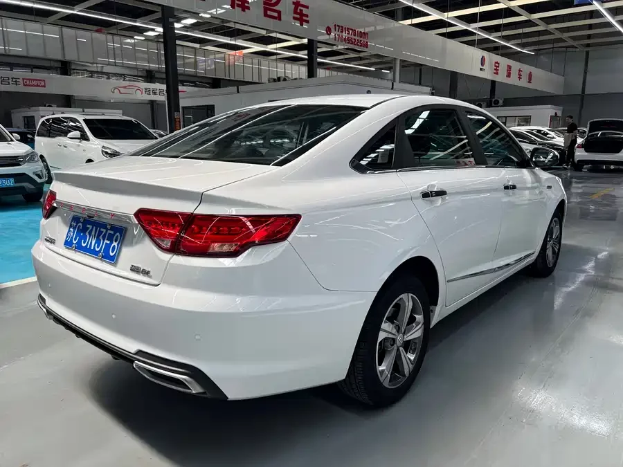 Geely Emgrand GL