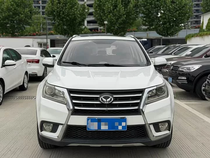 BAIC S6