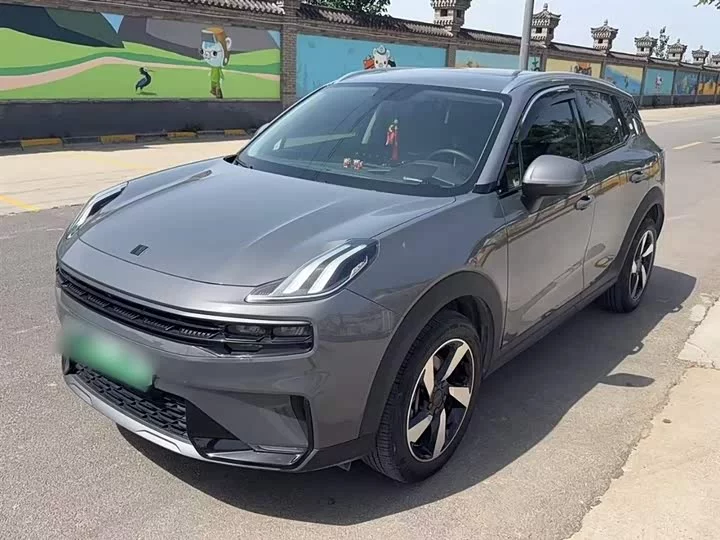 Lynk & Co 06 EM-P