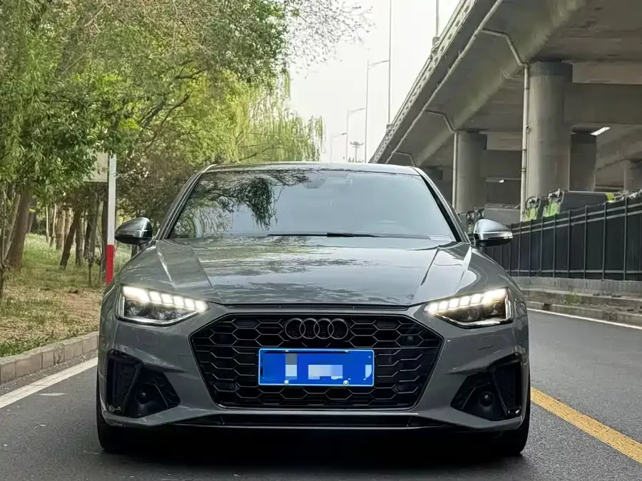 Audi S4