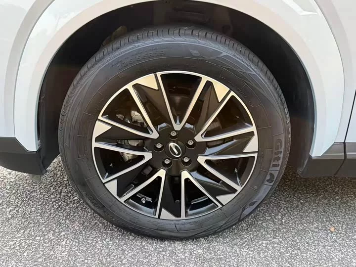 GAC Trumpchi GS4