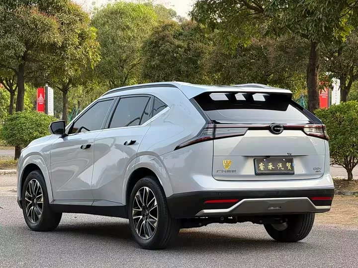 GAC Trumpchi GS4