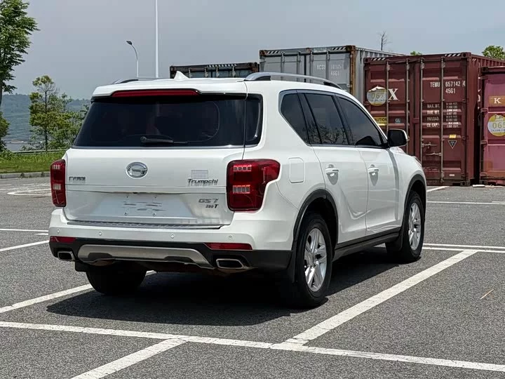 GAC Trumpchi GS7
