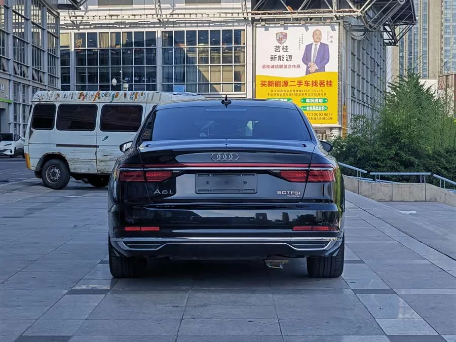 Audi A8