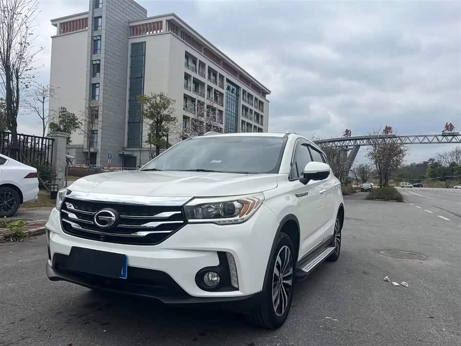GAC Trumpchi GS4