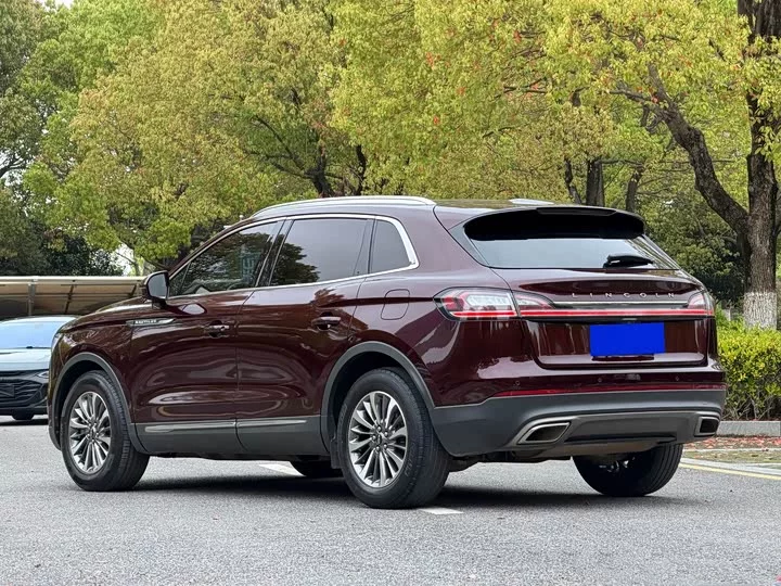 Lincoln Voyager