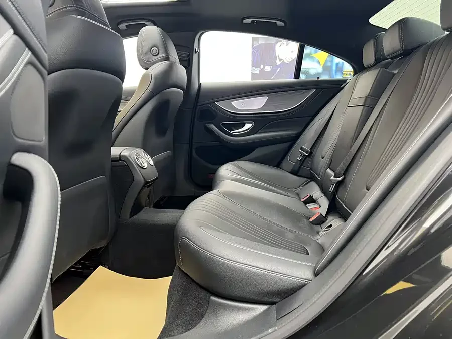 Mercedes Benz CLS