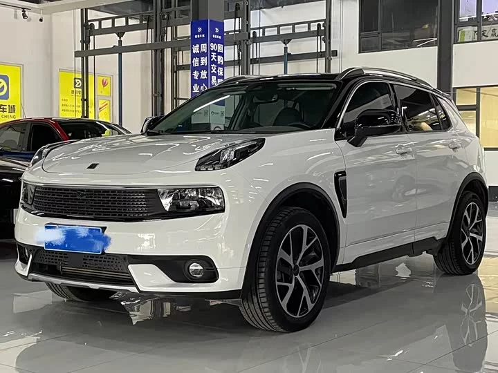 Lynk & Co 01