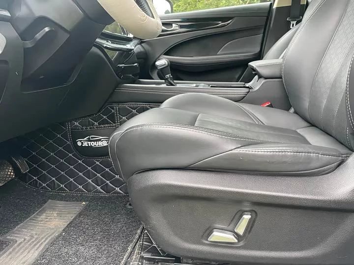 Jetour X90