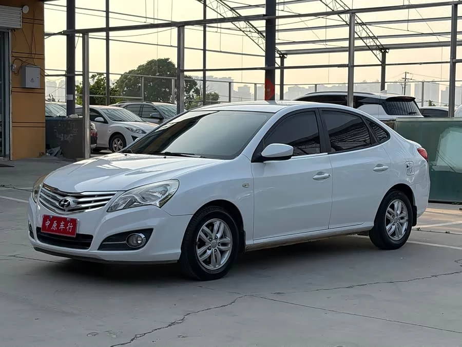 Hyundai Elantra / Celesta