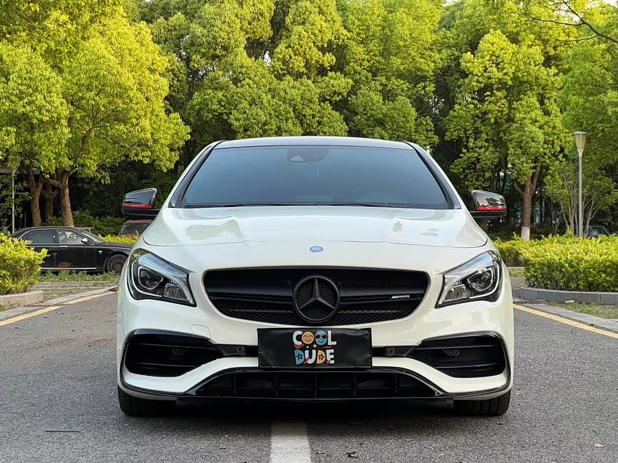 Mercedes Benz CLA AMG