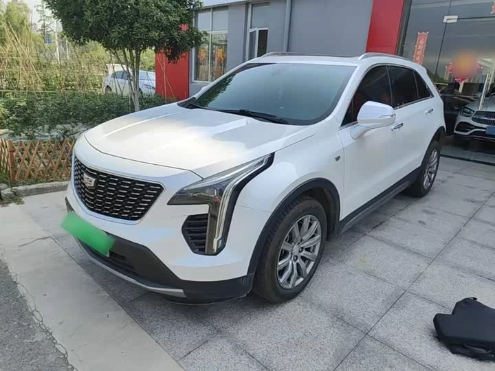 Cadillac XT4