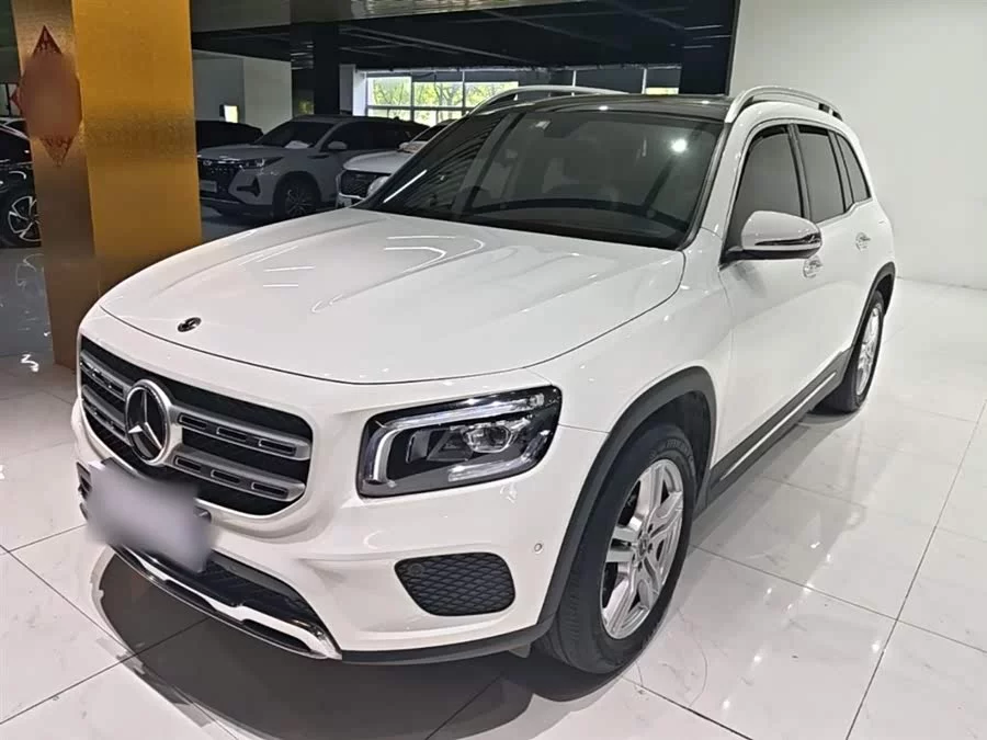 Mercedes Benz GLB