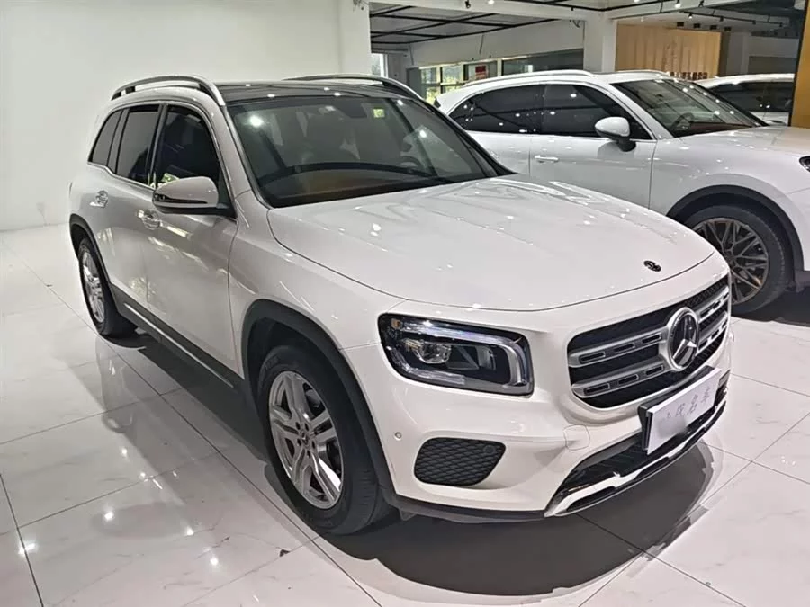 Mercedes Benz GLB