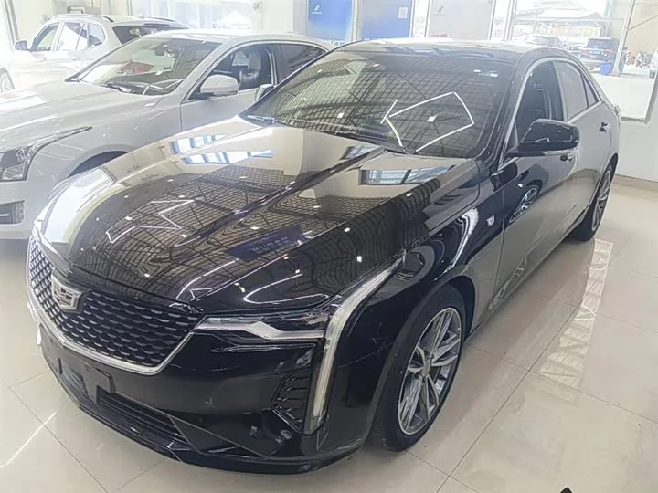 Cadillac CT4